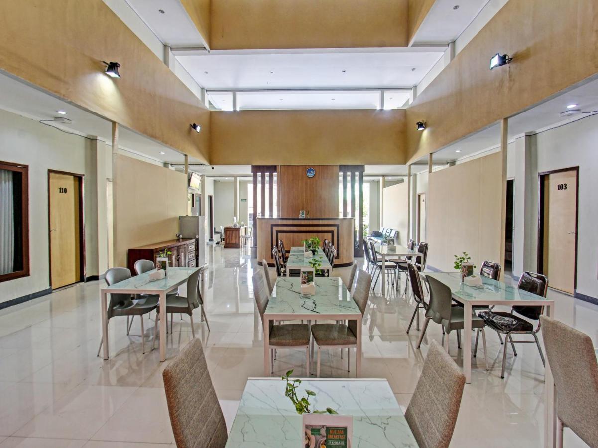 Oyo 91617 Hotel Mutiara Lombok Esterno foto