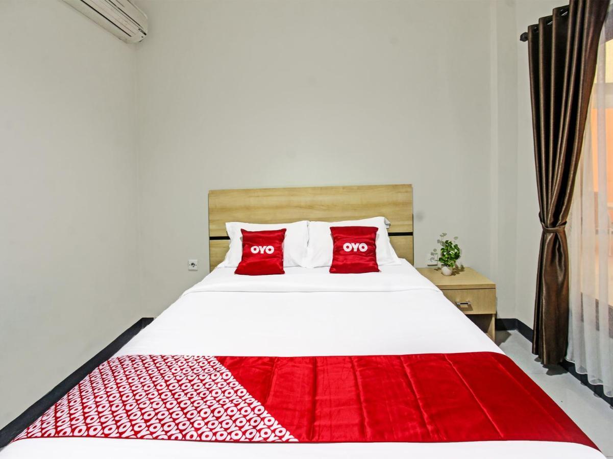 Oyo 91617 Hotel Mutiara Lombok Esterno foto