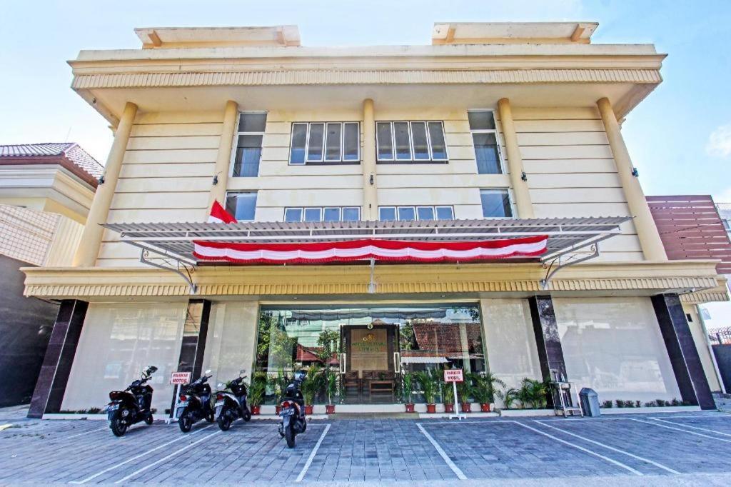 Oyo 91617 Hotel Mutiara Lombok Esterno foto